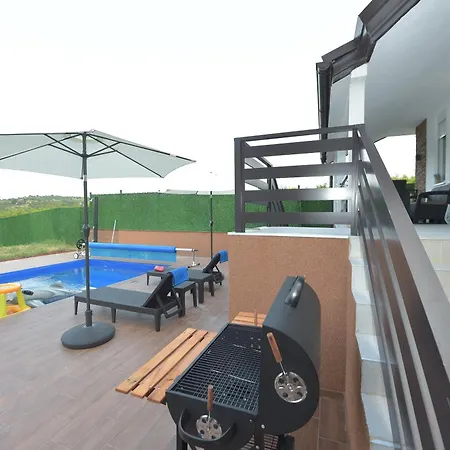 Village Relax House *