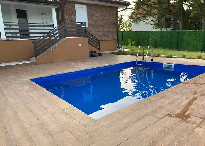 Village Relax House וילה Cerevic