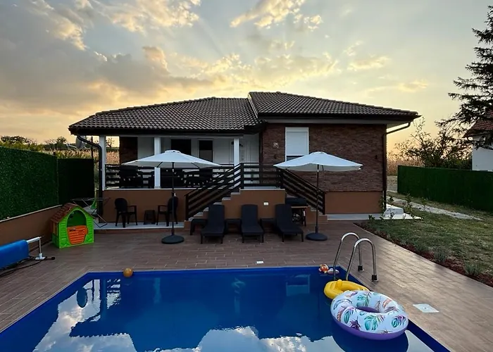 Village Relax House Cerevic